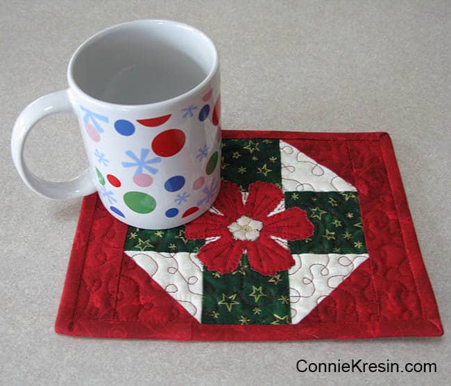 Christmas mug rug tutorial Freemotion by the River