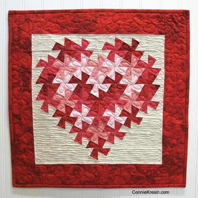 Twisting Heart quilted wall hanging tutorial