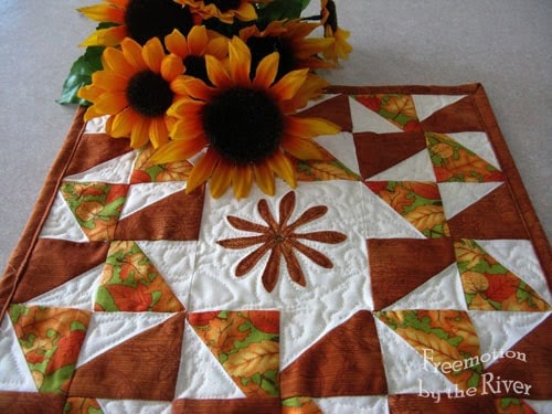  Sunflowers Pinwheel Table Topper for Fall 