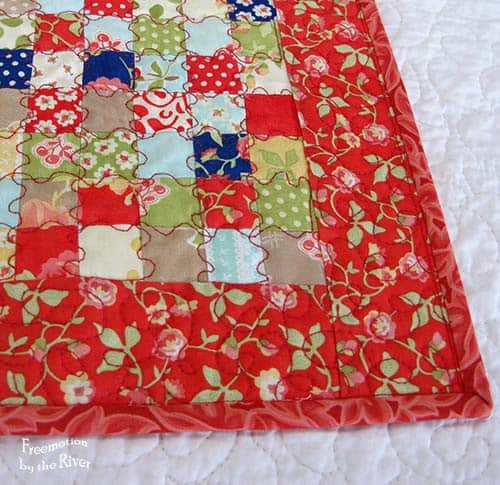 Closeup of quilting on the Avalon Candle Mat Mini Tutorial