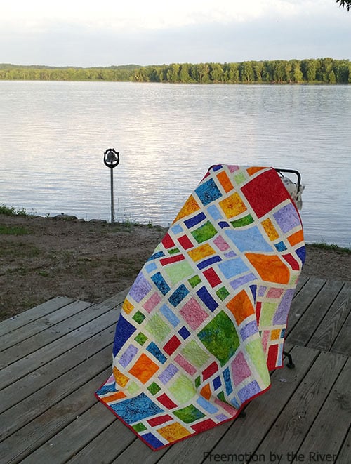 Scattered quilt pattern in brights and batiks