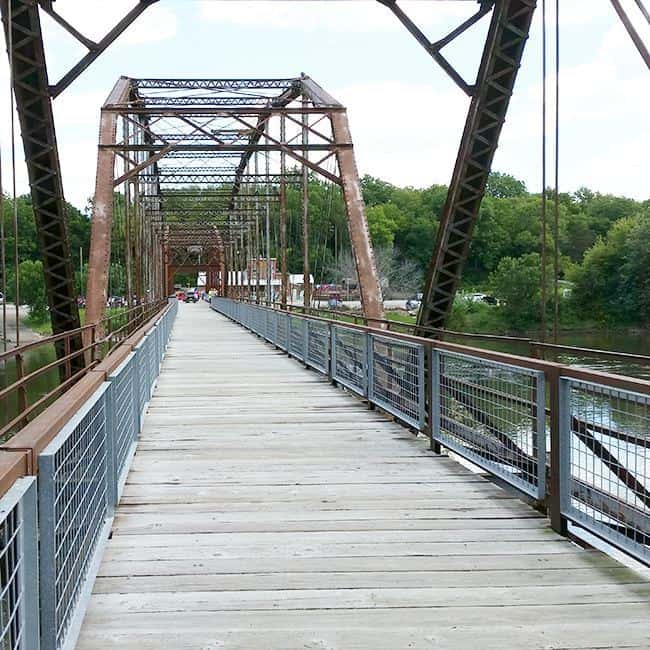 Sutliff Bridge Cedar-River-Iowa-walking-bridge