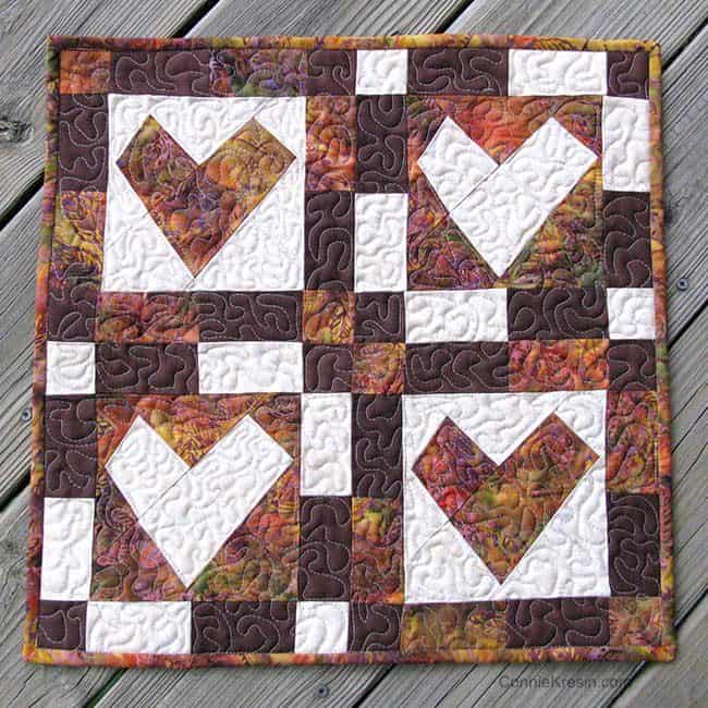 Wonky Heart Table Topper Tutorial