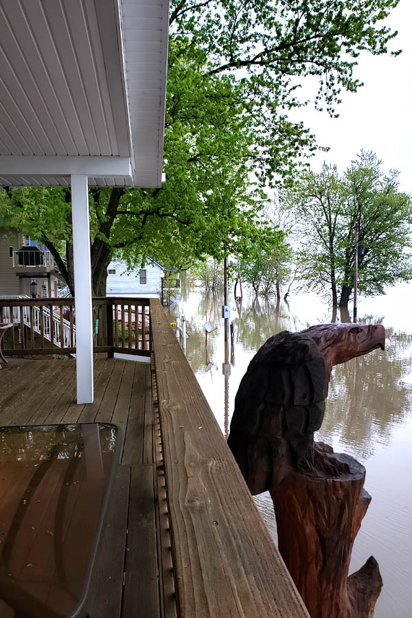 Mississippi river flooding in Iowa