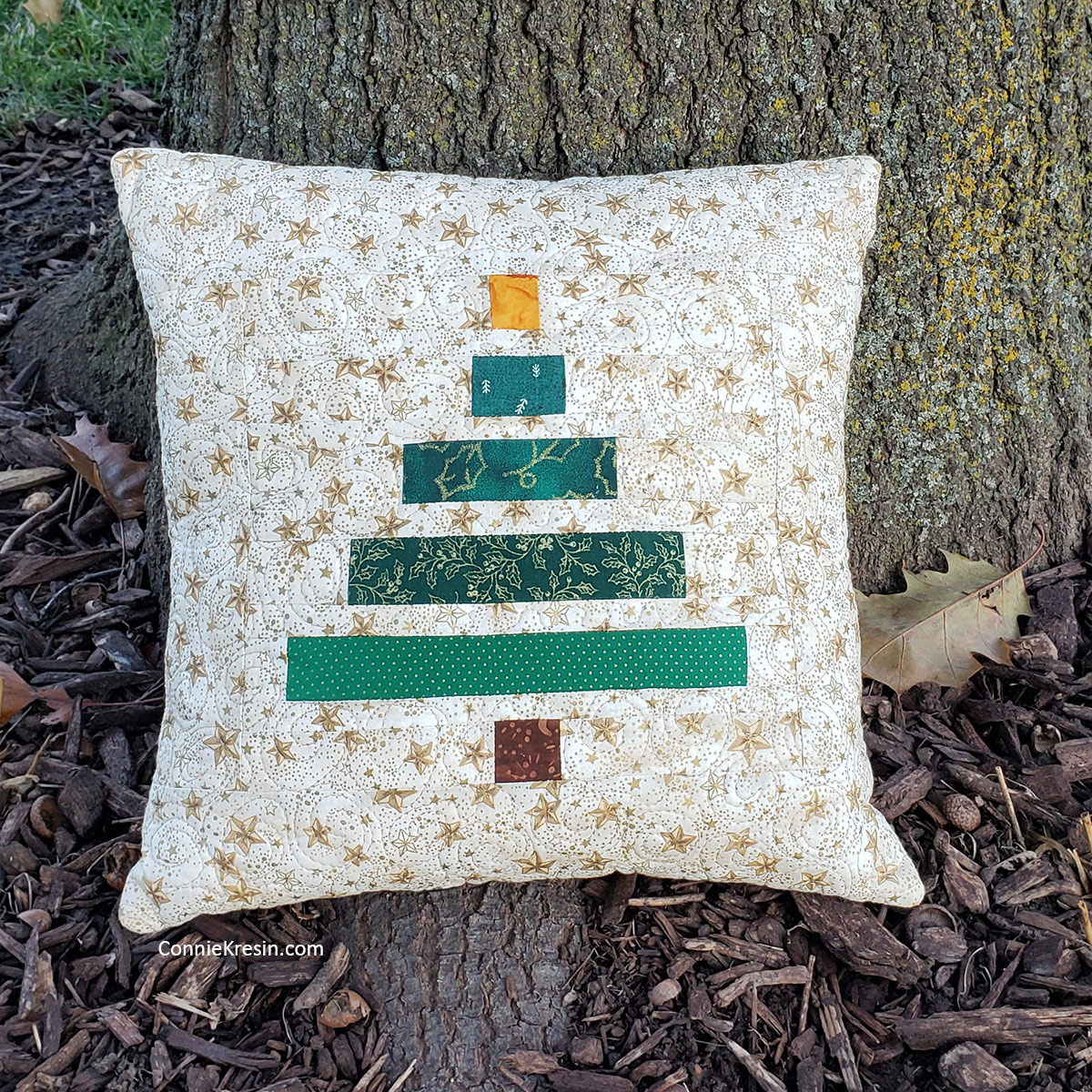Wonky Christmas Tree Pillow Tutorial