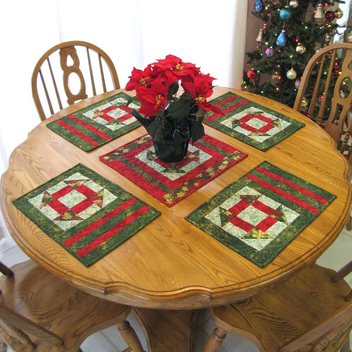 Christmas Churn Dash table topper and placemats