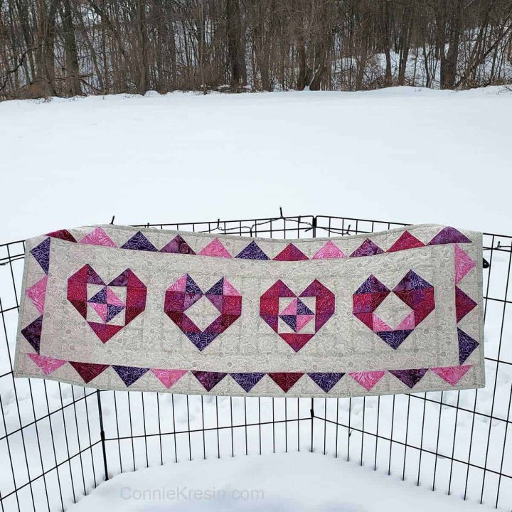 Heart Table Runner Quilt Tutorial - Freemotion by the River