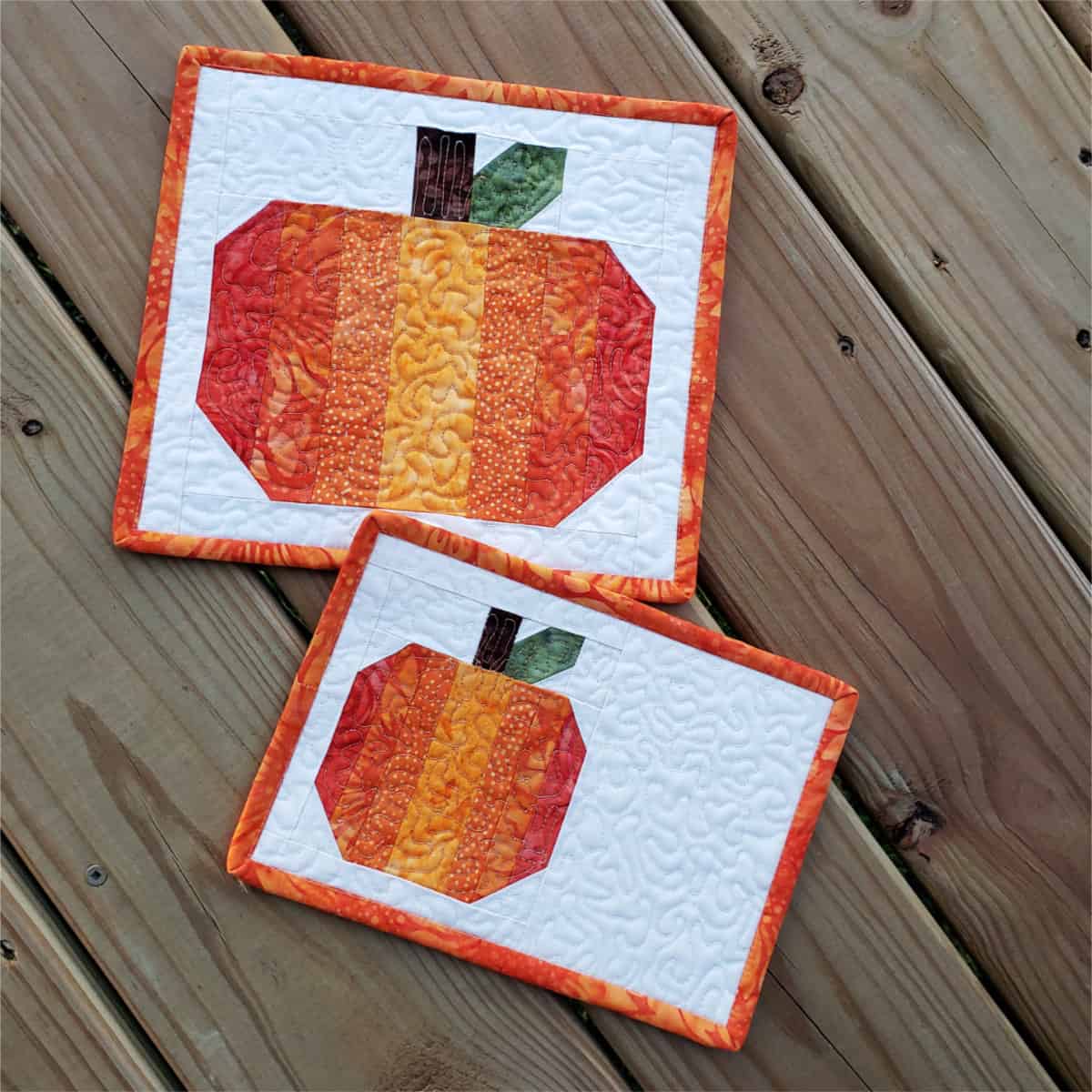 Harvest Pumpkin Mugs Rugs in two sizes