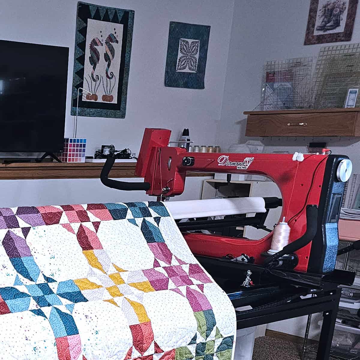 quilt on longarm sewing machine