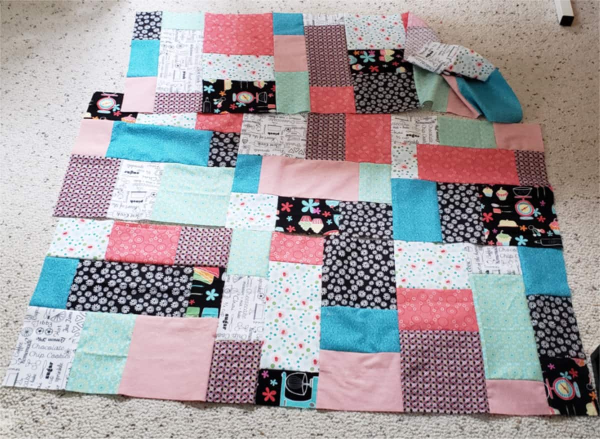 Piecing the Stacks quilt rows