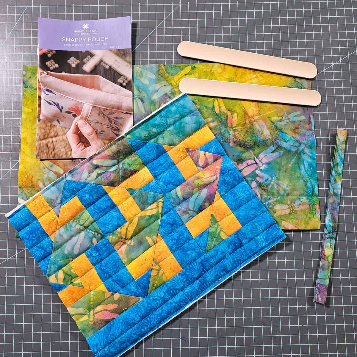 Batik snappy pouch