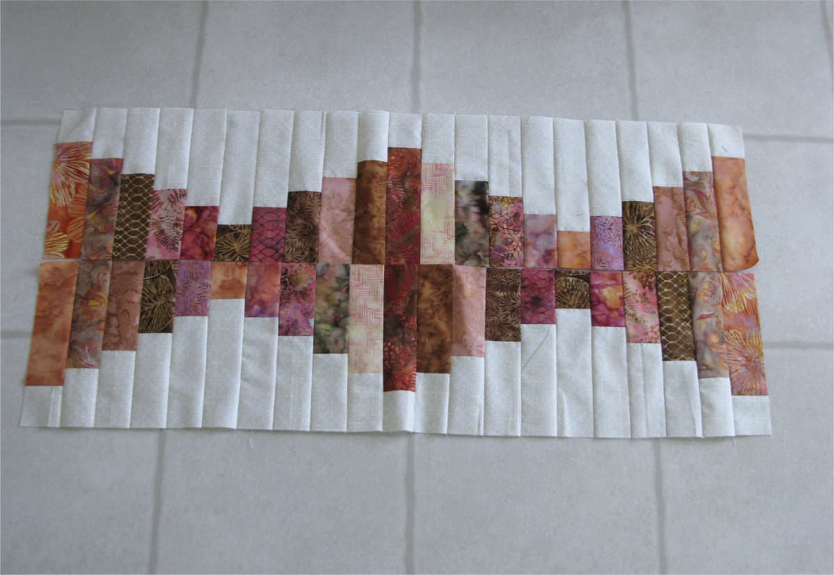 Piano Keys table runner with identical rows flipped