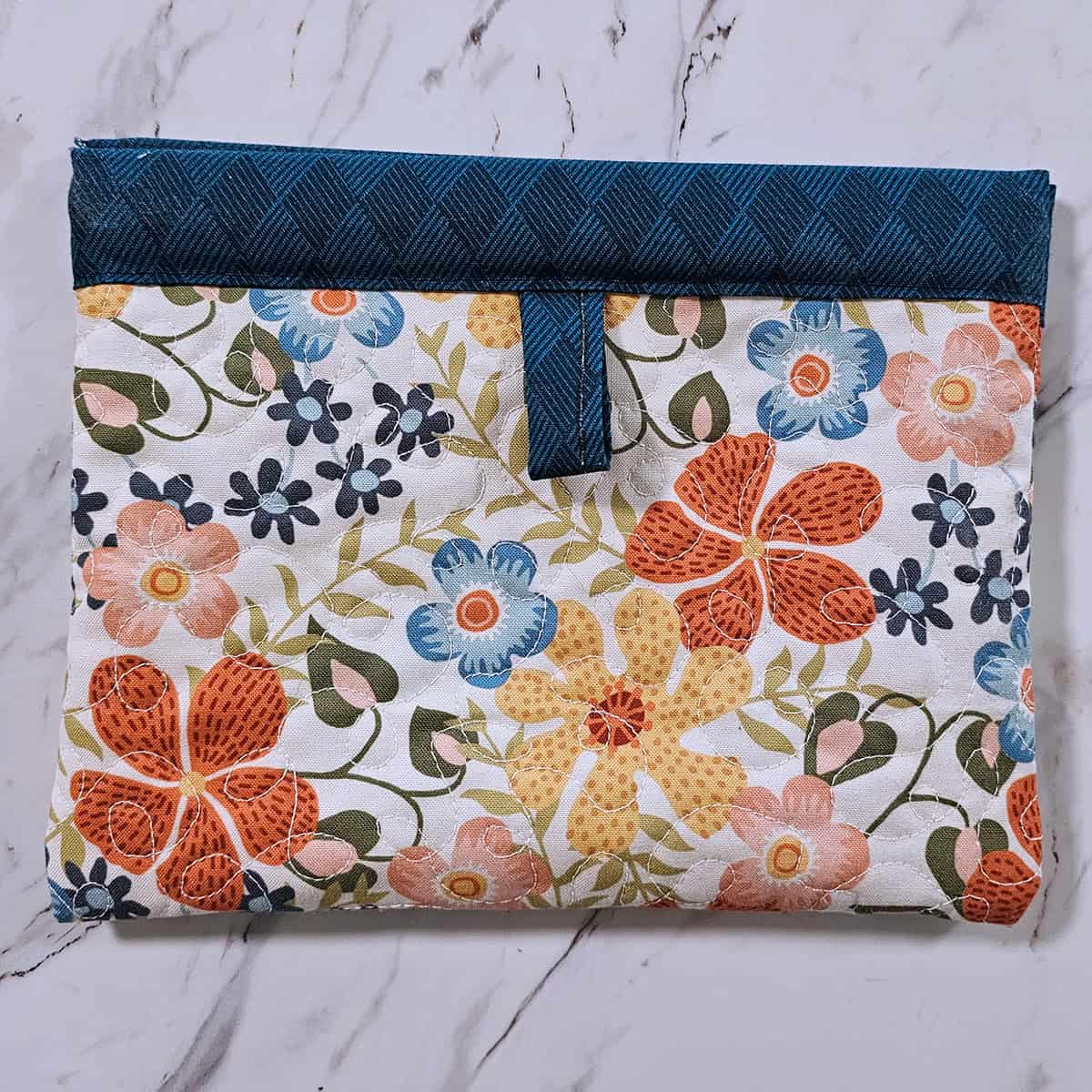 Snappy pouch quilted