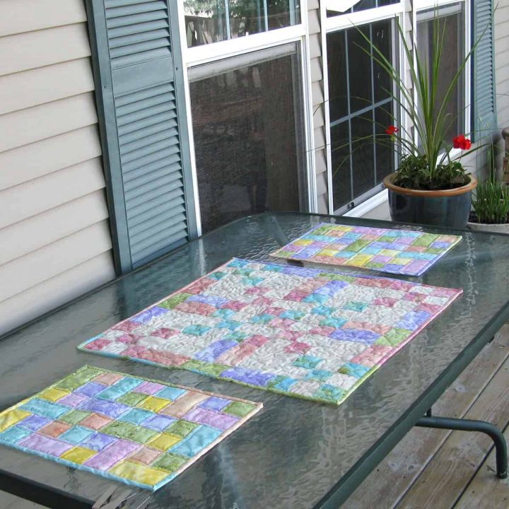 Summer Placemats Tutorial Freemotion by the River